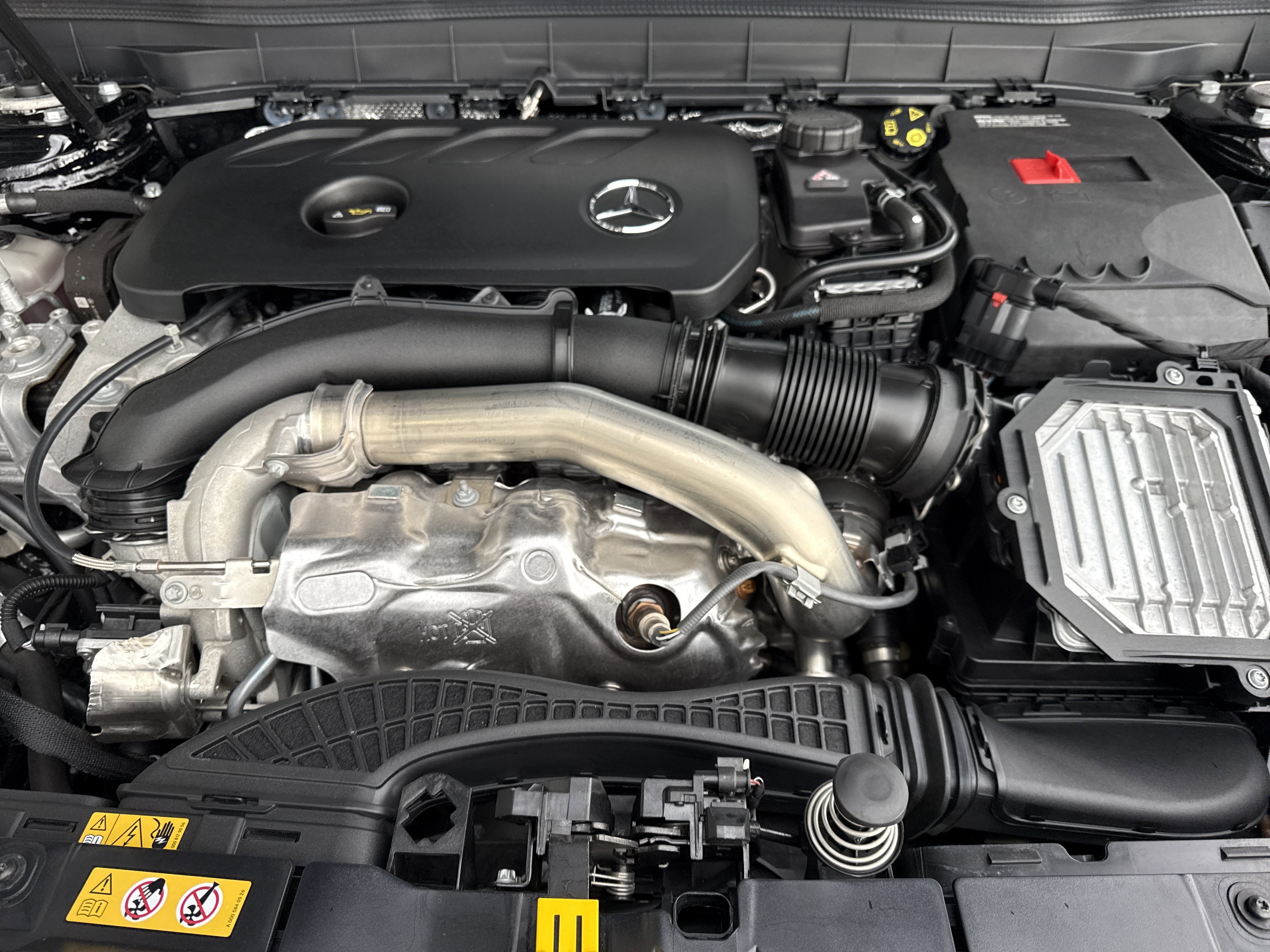 Certified 2025 Mercedes-Benz GLB 250 4MATIC image 18