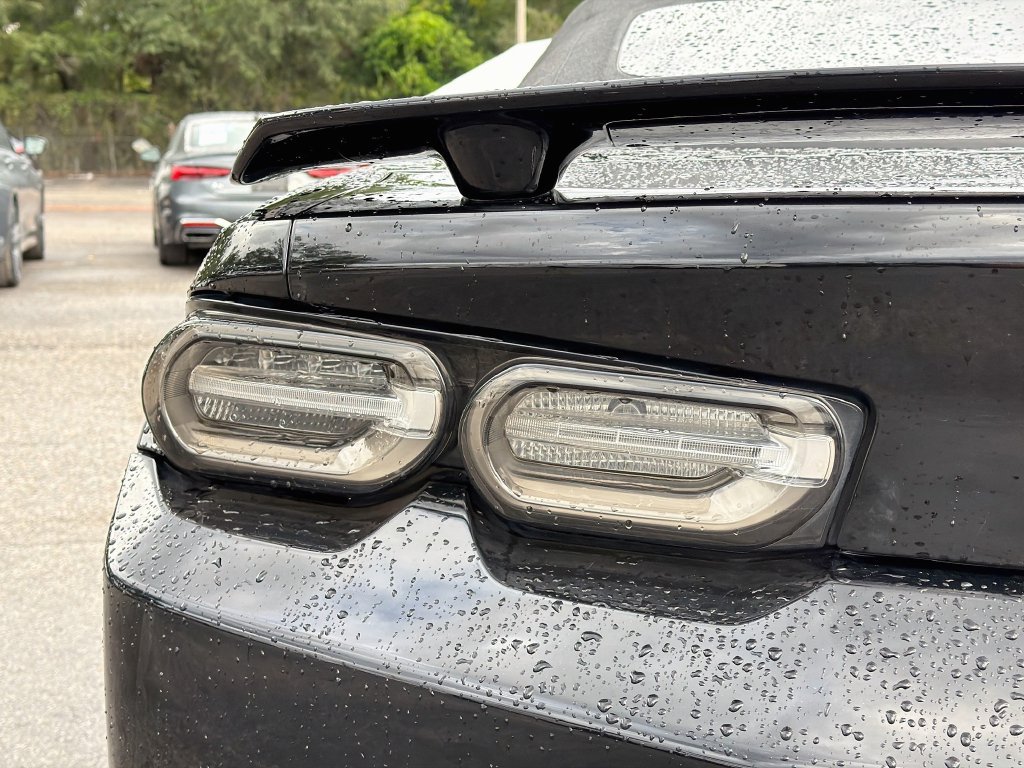 Used 2020 Chevrolet Camaro SS RWD image 10