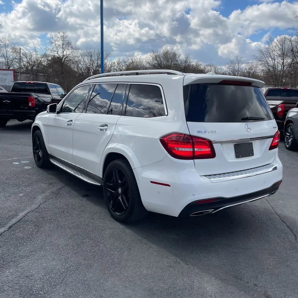 Used 2017 Mercedes-Benz GLS 550 4MATIC image 5