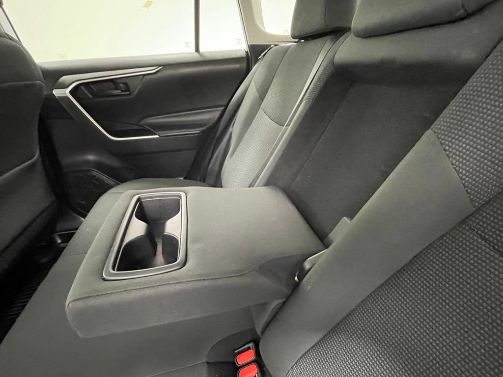 Used 2019 Toyota RAV4 LE w/ All Weather Liner Package AWD/4WD image 12