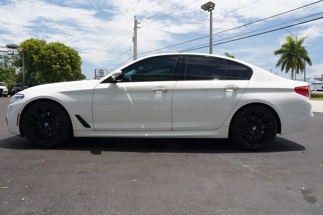 Used 2018 BMW 540i w/ M Sport Package RWD image 4