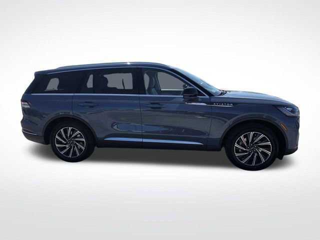 New 2026 Lincoln Aviator 2WD image 2