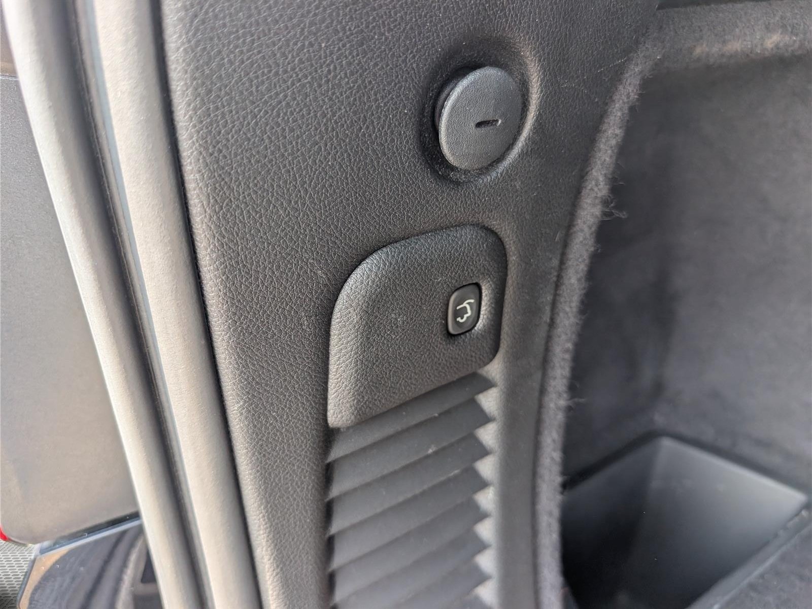 Used 2024 Dodge Durango GT AWD/4WD image 12