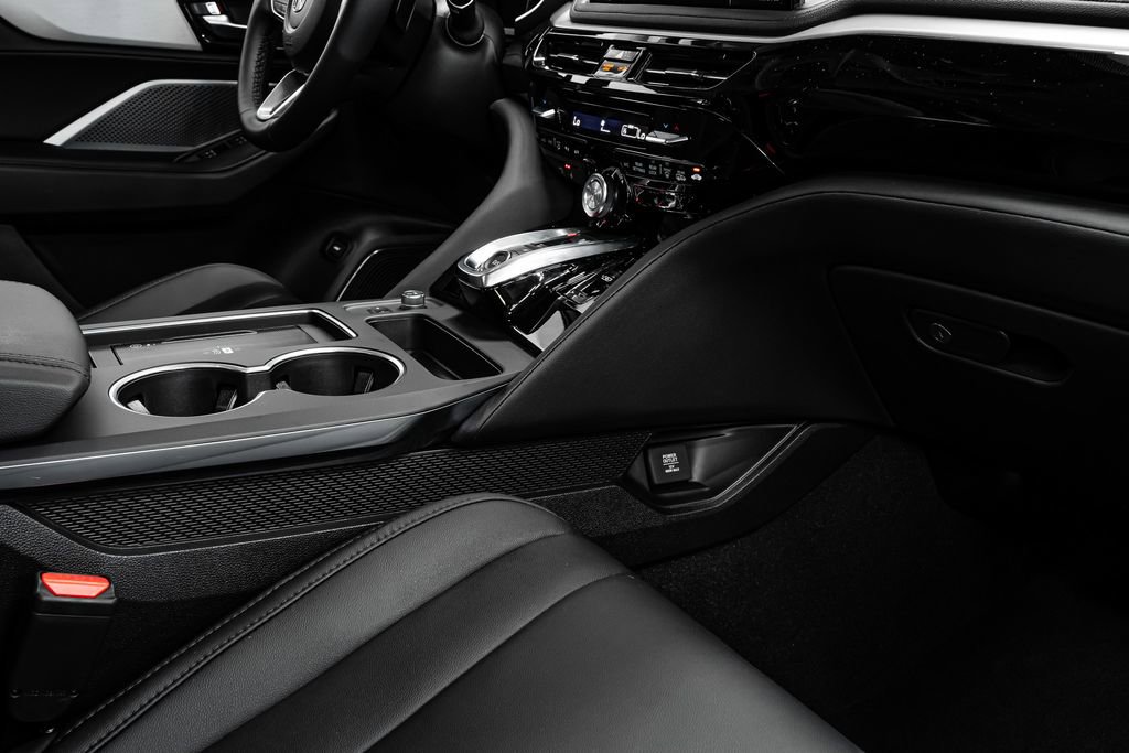 New 2026 Acura MDX SH-AWD image 31