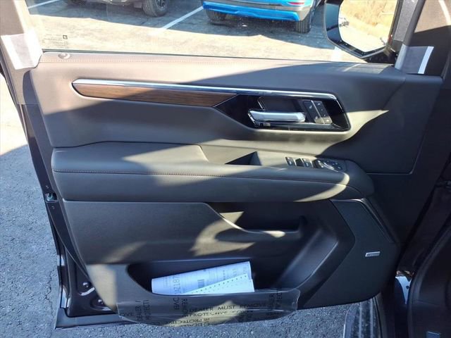 New 2026 Chevrolet Tahoe High Country w/ Sun And Tow Package image 14