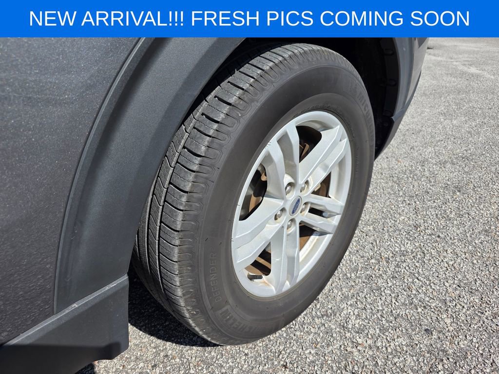 Used 2021 Ford Explorer XLT w/ Equipment Group 202A RWD image 8
