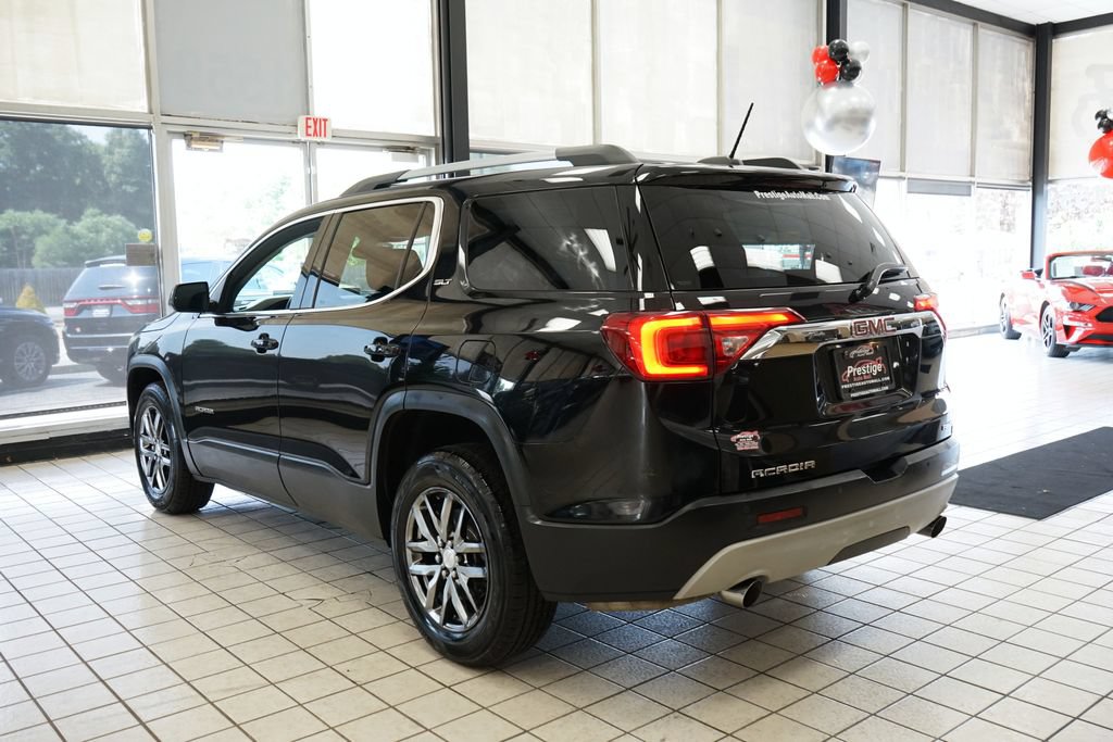 Used 2018 GMC Acadia SLT AWD/4WD image 4