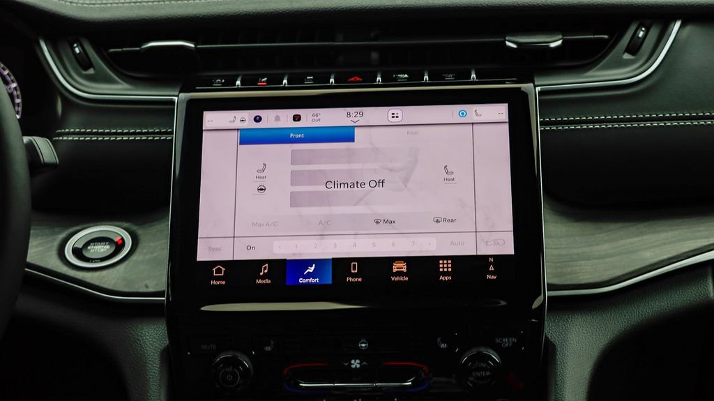 New 2025 Jeep Grand Cherokee L Limited w/ Black Appearance Package image 15