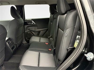 New 2026 Mitsubishi Outlander ES image 23