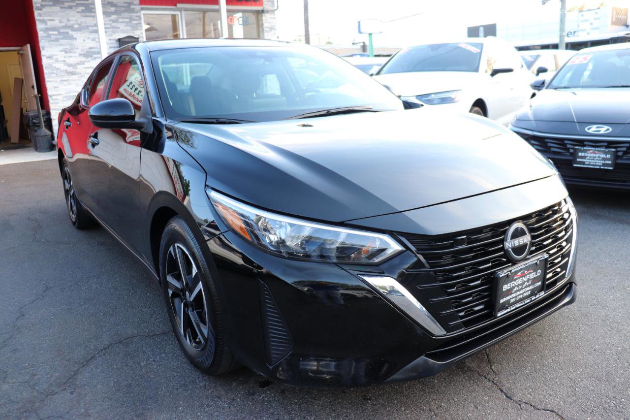 Used 2024 Nissan Sentra SV FWD image 7