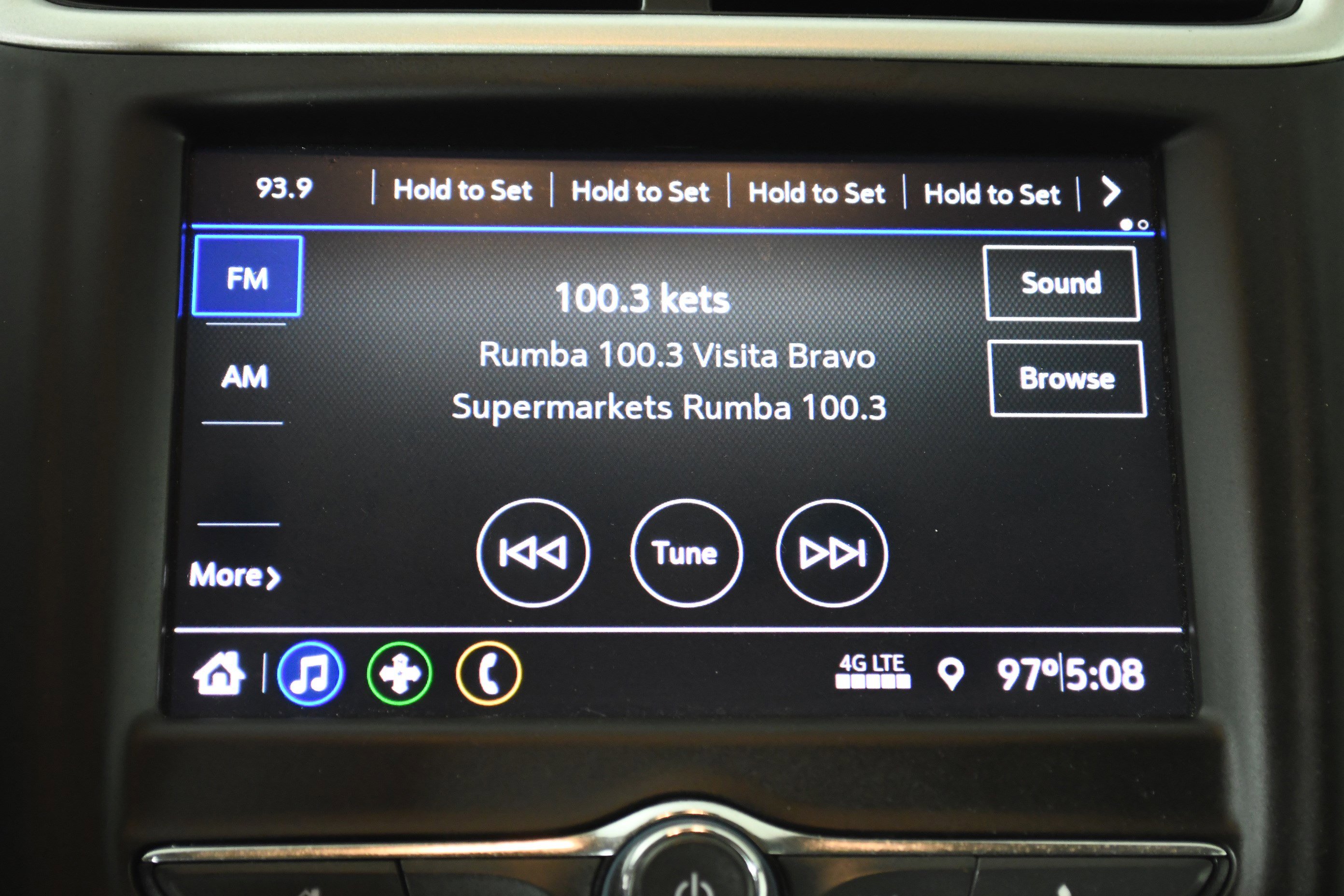 Used 2020 Chevrolet Sonic LT image 17