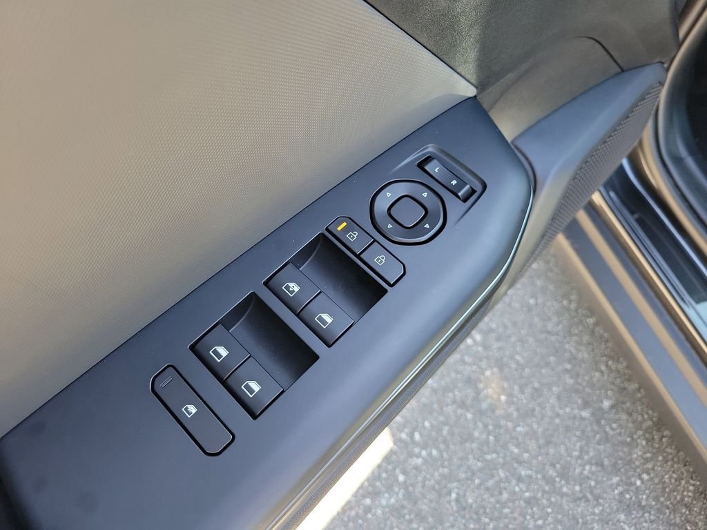 New 2026 Kia K4 FWD image 19