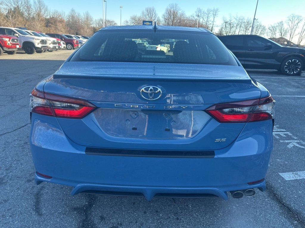Used 2023 Toyota Camry SE image 6