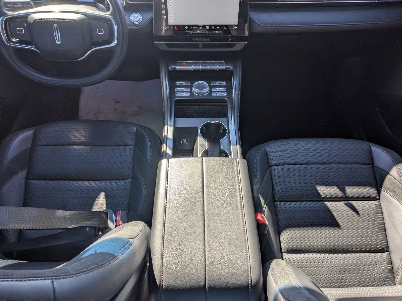 Used 2024 Lincoln Nautilus Reserve w/ Jet Appearance Package (87T) image 20