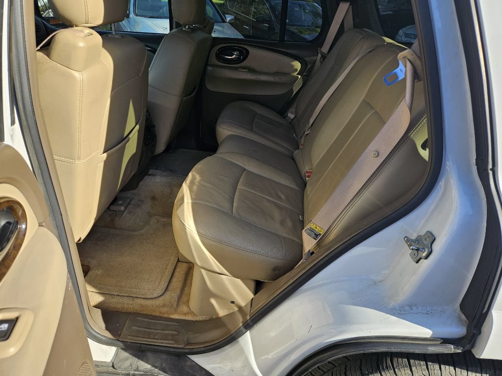 Used 2005 Buick Rainier CXL AWD/4WD image 15