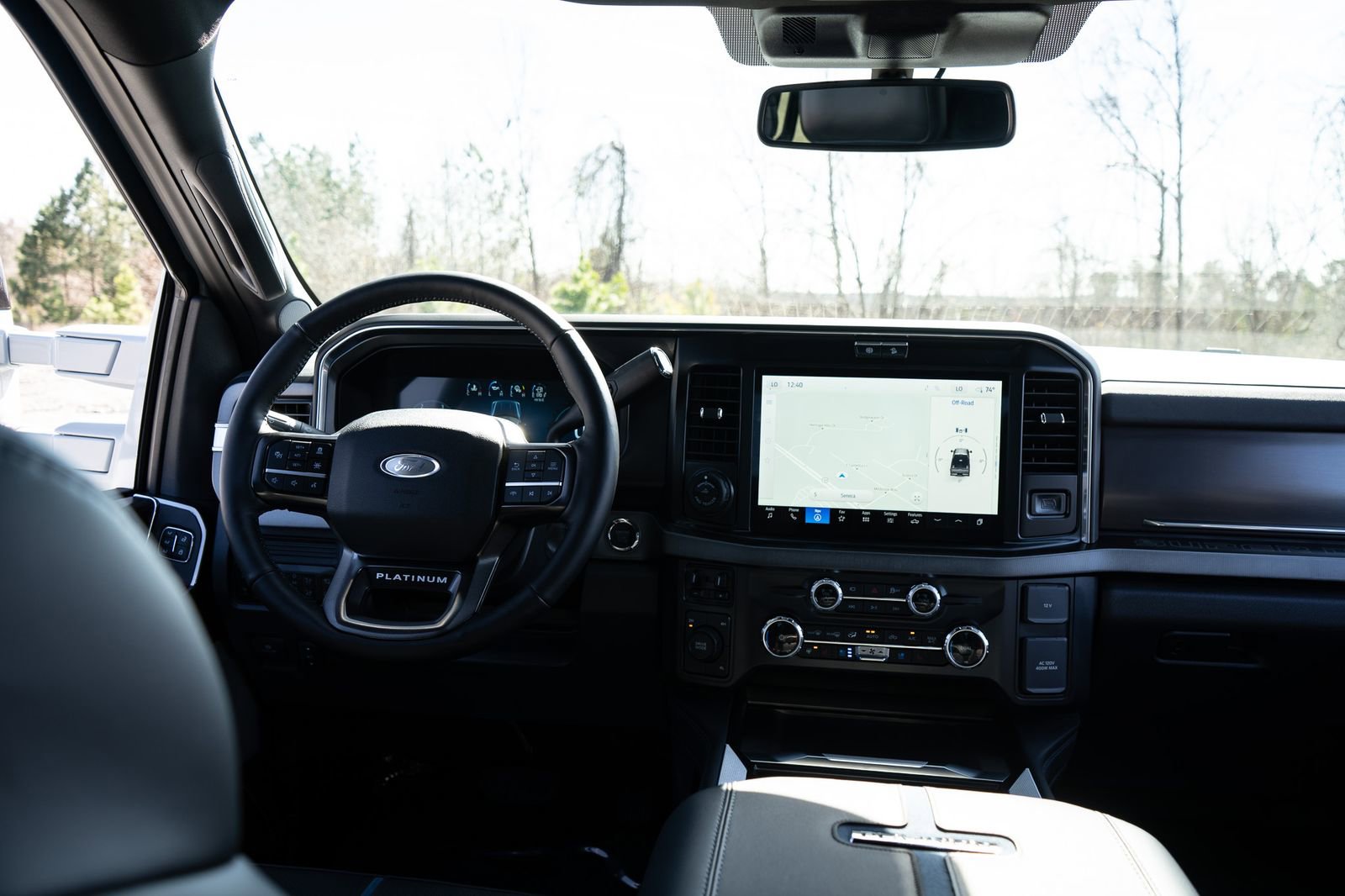 Used 2026 Ford F450 Platinum w/ FX4 Off-Road Package image 37