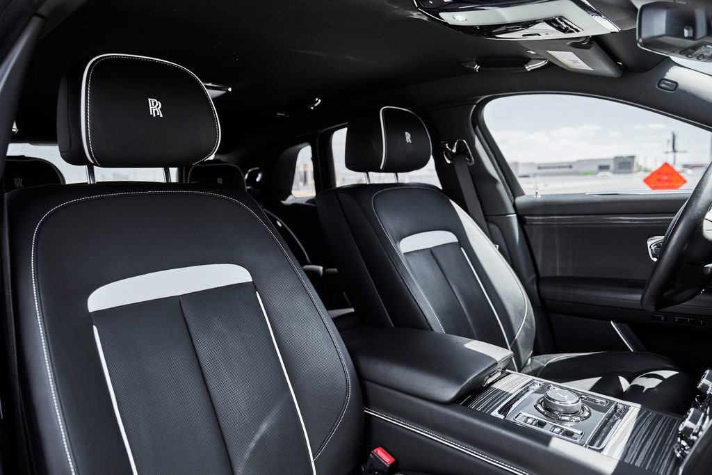 Used 2023 Rolls-Royce Ghost AWD/4WD image 40