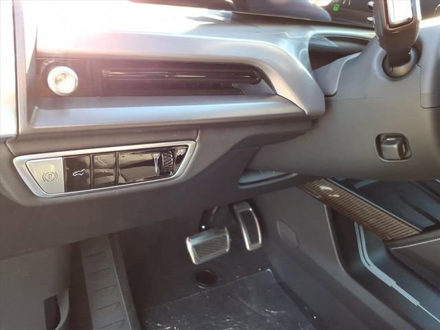 New 2026 Cadillac Vistiq Sport image 29