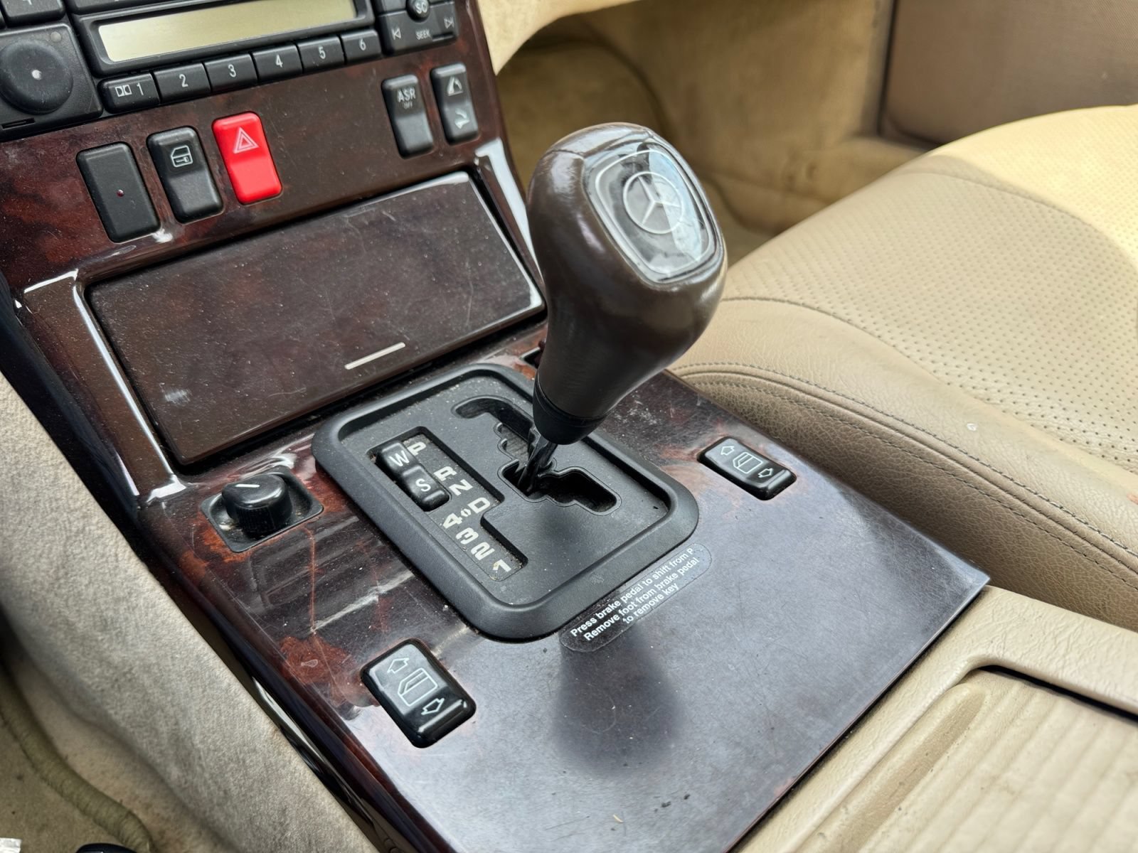 Used 1997 Mercedes-Benz SL 320 image 15