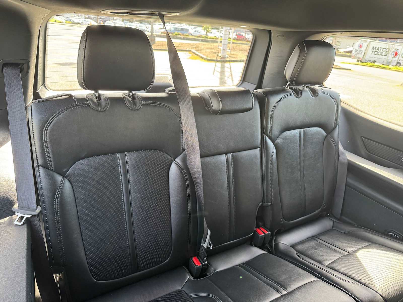 Used 2024 Jeep Wagoneer Series II w/ Flexible Seating Group image 15