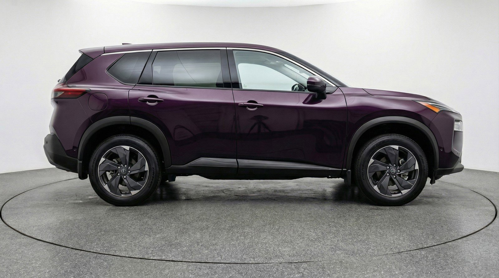 Used 2025 Nissan Rogue SV FWD image 11