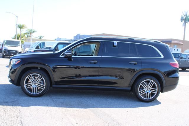 Used 2024 Mercedes-Benz GLS 450 4MATIC image 9