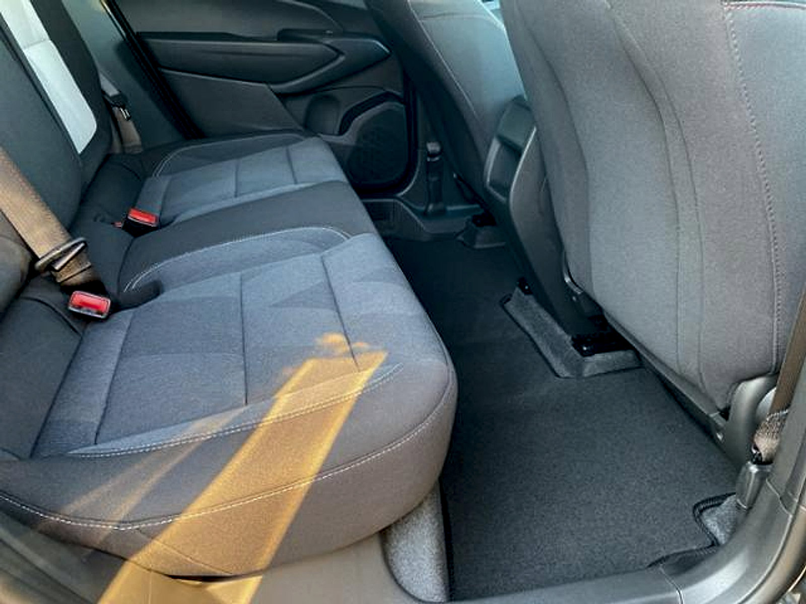 New 2026 Chevrolet Trax RS w/ Sunroof Package FWD image 11