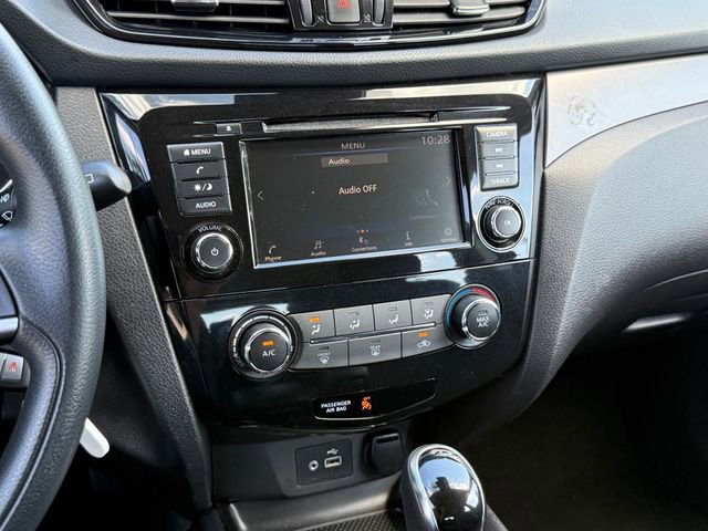 Used 2022 Nissan Rogue Sport S FWD image 12