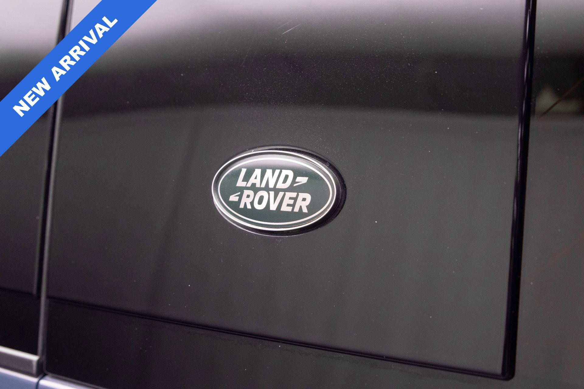 Used 2024 Land Rover Defender 110 S image 21