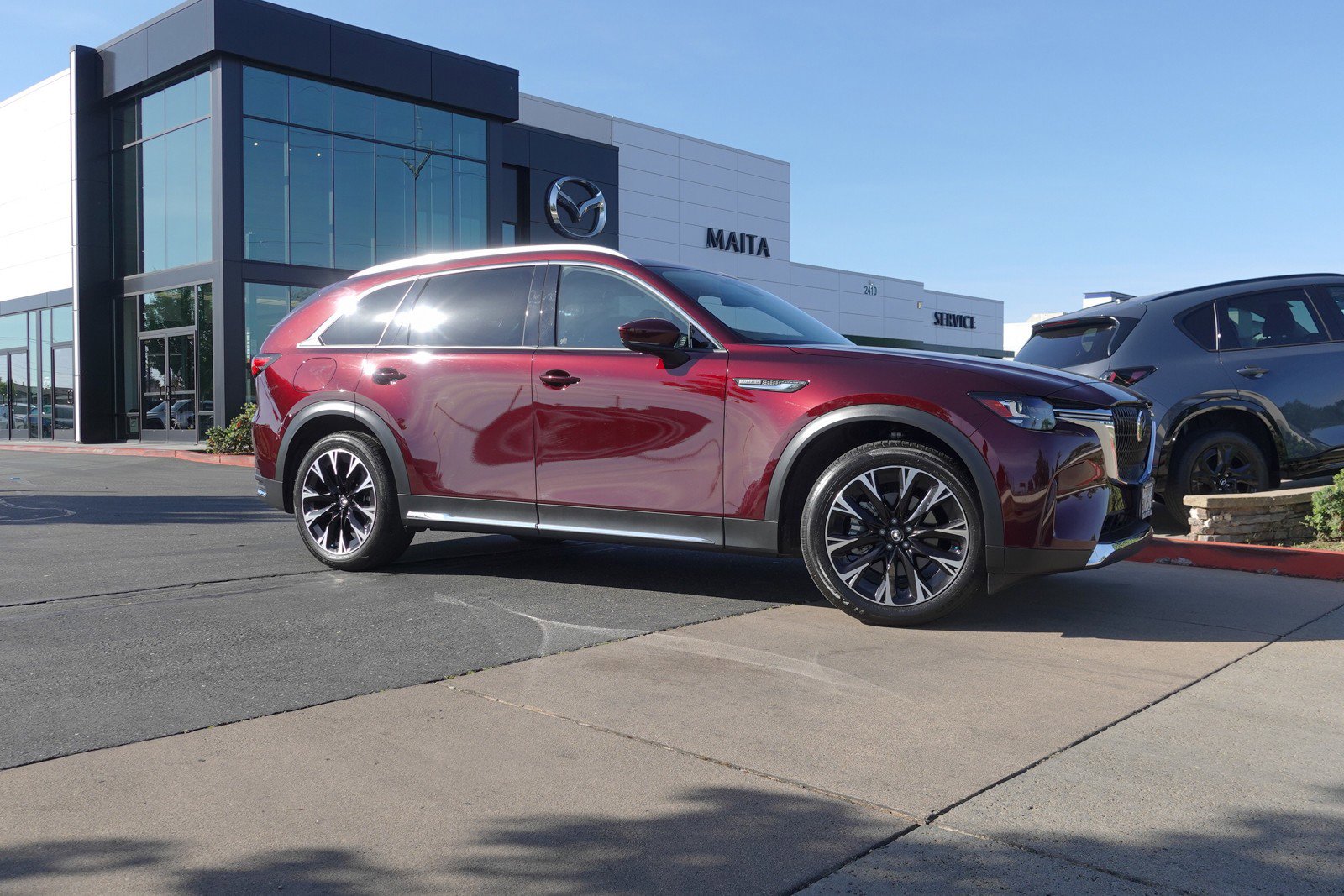 Certified 2024 MAZDA CX-90 Plug-In Hybrid w/ Premium Pkg image 4