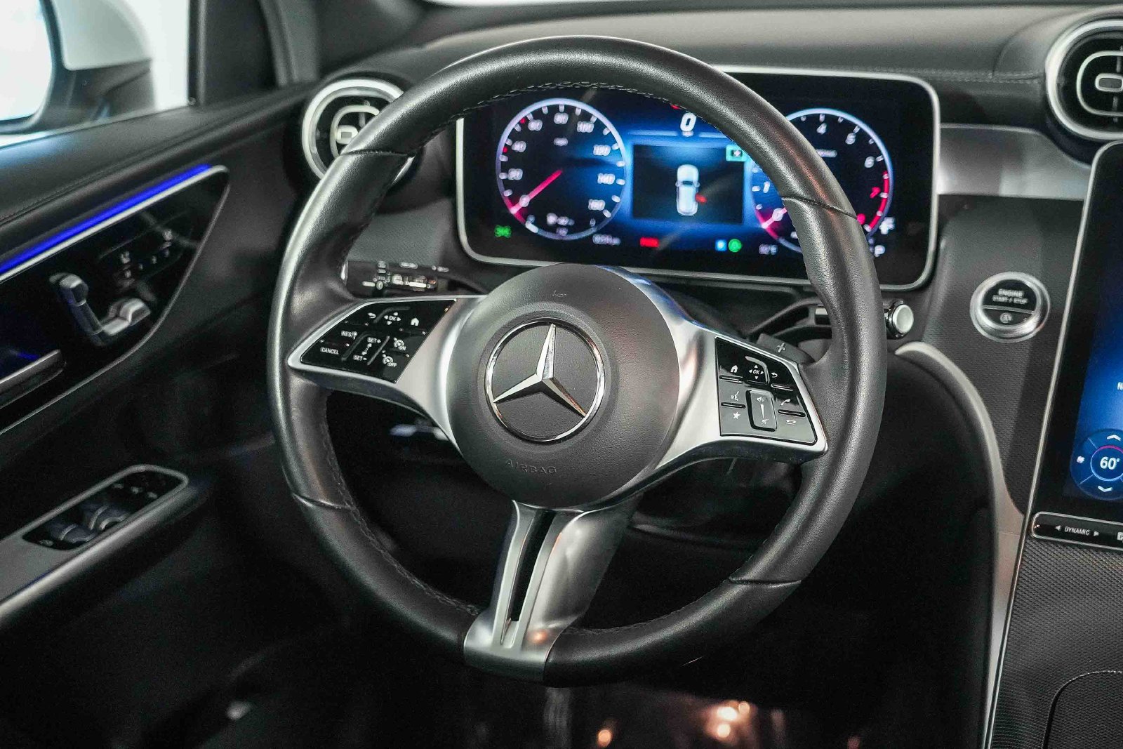 Used 2024 Mercedes-Benz GLC 300 image 14
