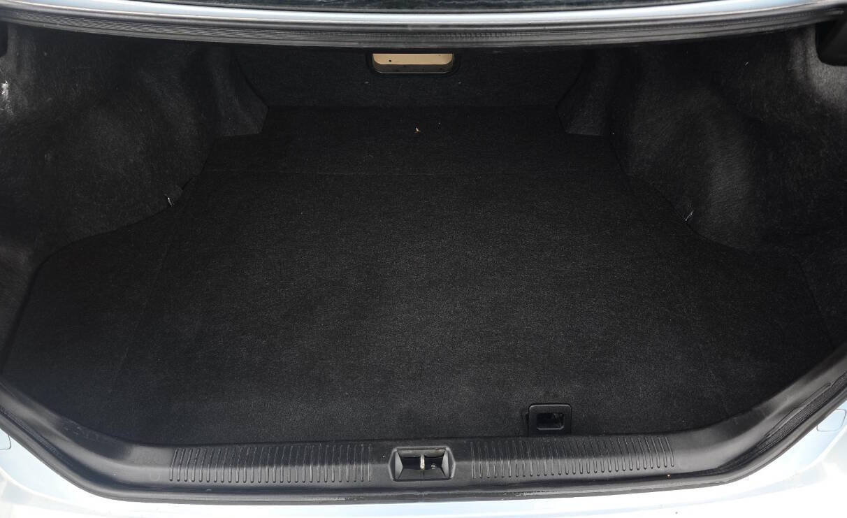 Used 2011 Lexus ES 350 FWD image 6