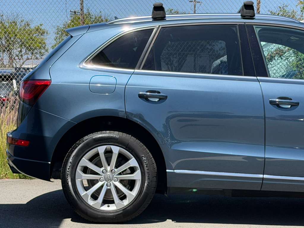 Used 2016 Audi Q5 2.0T Premium Plus w/ Technology Package AWD/4WD image 13