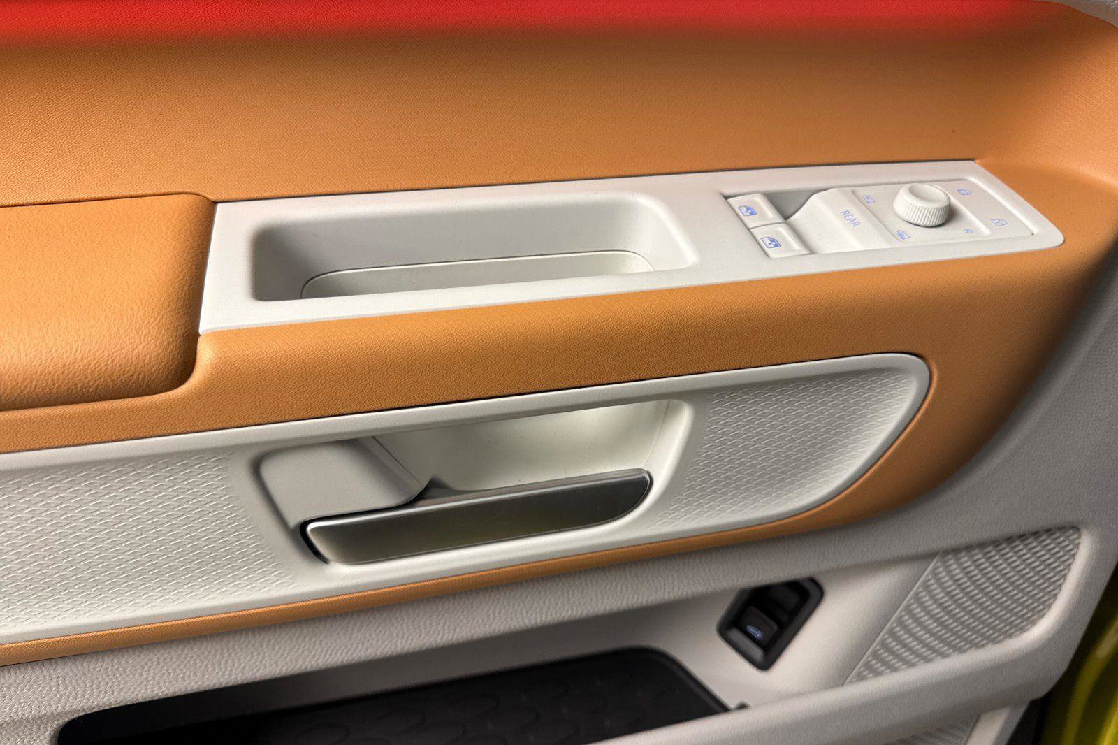 New 2025 Volkswagen ID. Buzz 1st Edition image 10