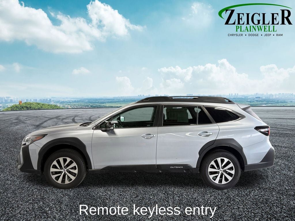Used 2023 Subaru Outback Premium AWD/4WD image 3