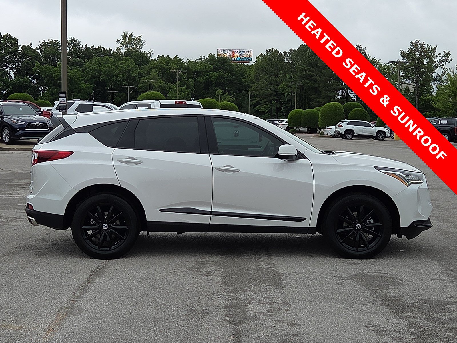 Used 2025 Acura RDX SH-AWD image 6