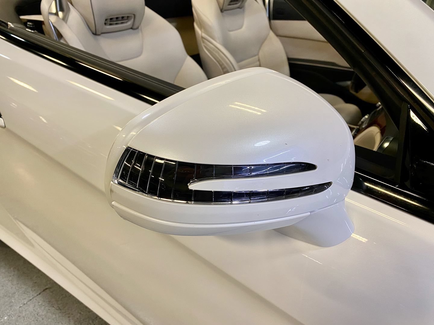Used 2014 Mercedes-Benz SL 550 image 9