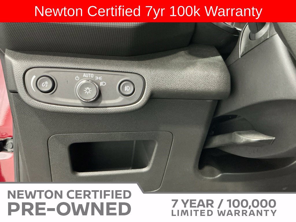 Used 2023 Chevrolet TrailBlazer LT FWD image 37