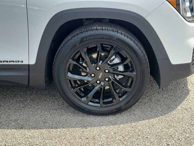 Used 2023 GMC Terrain SLE w/ Driver Convenience Package FWD image 5