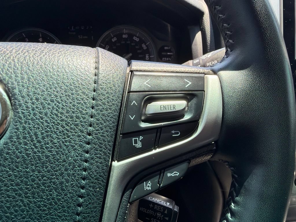 Used 2016 Toyota Land Cruiser AWD/4WD image 30