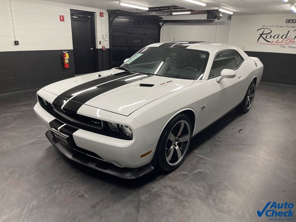 Used 2014 Dodge Challenger SRT8 image 6