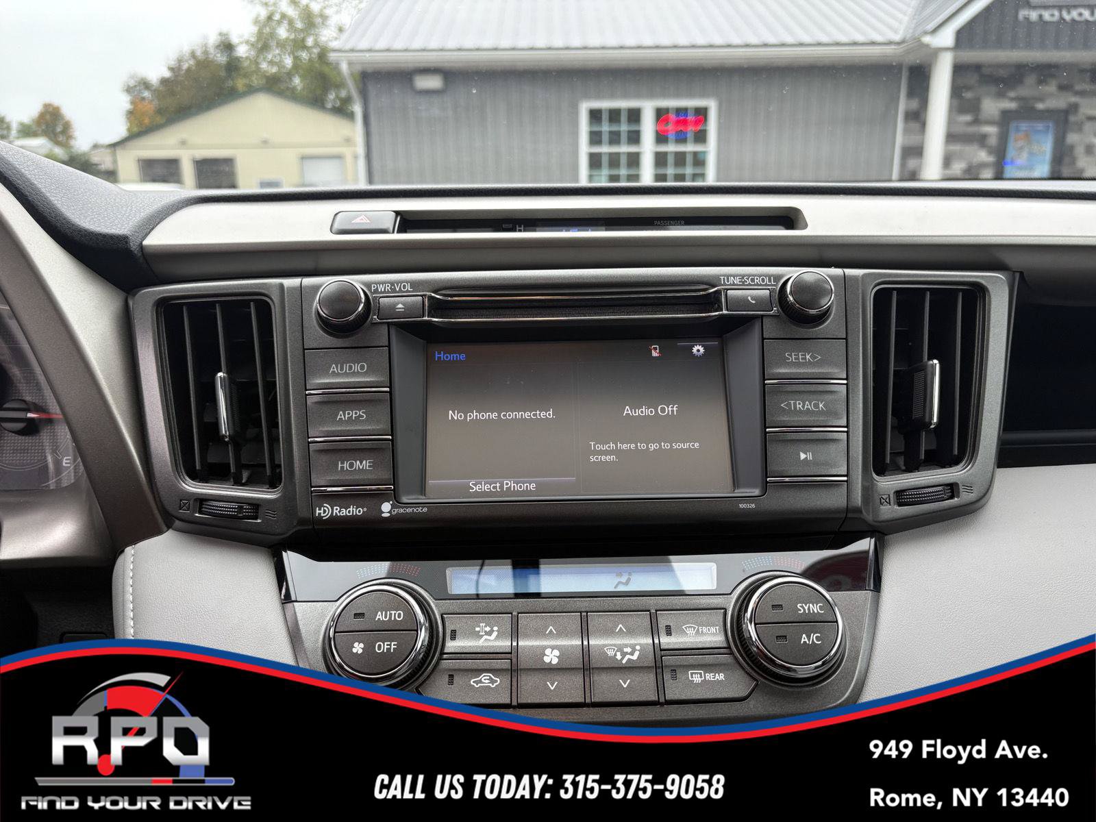 Used 2015 Toyota RAV4 XLE AWD/4WD image 20