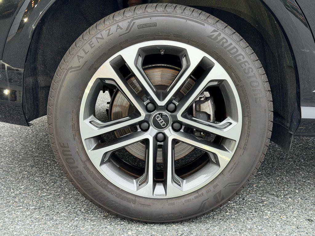 Certified 2025 Audi Q5 Premium w/ Convenience Package AWD/4WD image 26