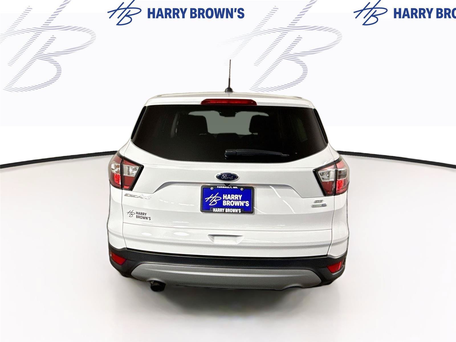 Used 2017 Ford Escape SE w/ SE Cold Weather Package AWD/4WD image 28
