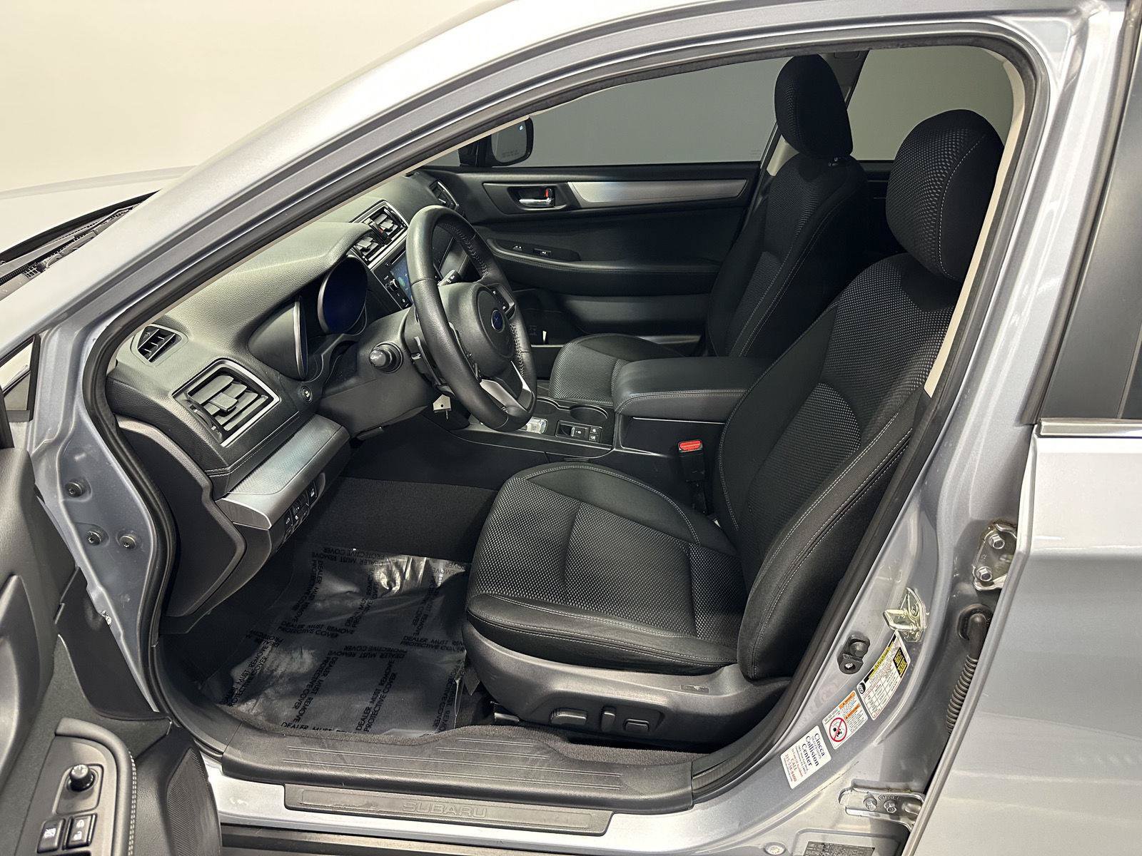 Used 2019 Subaru Outback 2.5i Premium w/ Popular Package #2 AWD/4WD image 14