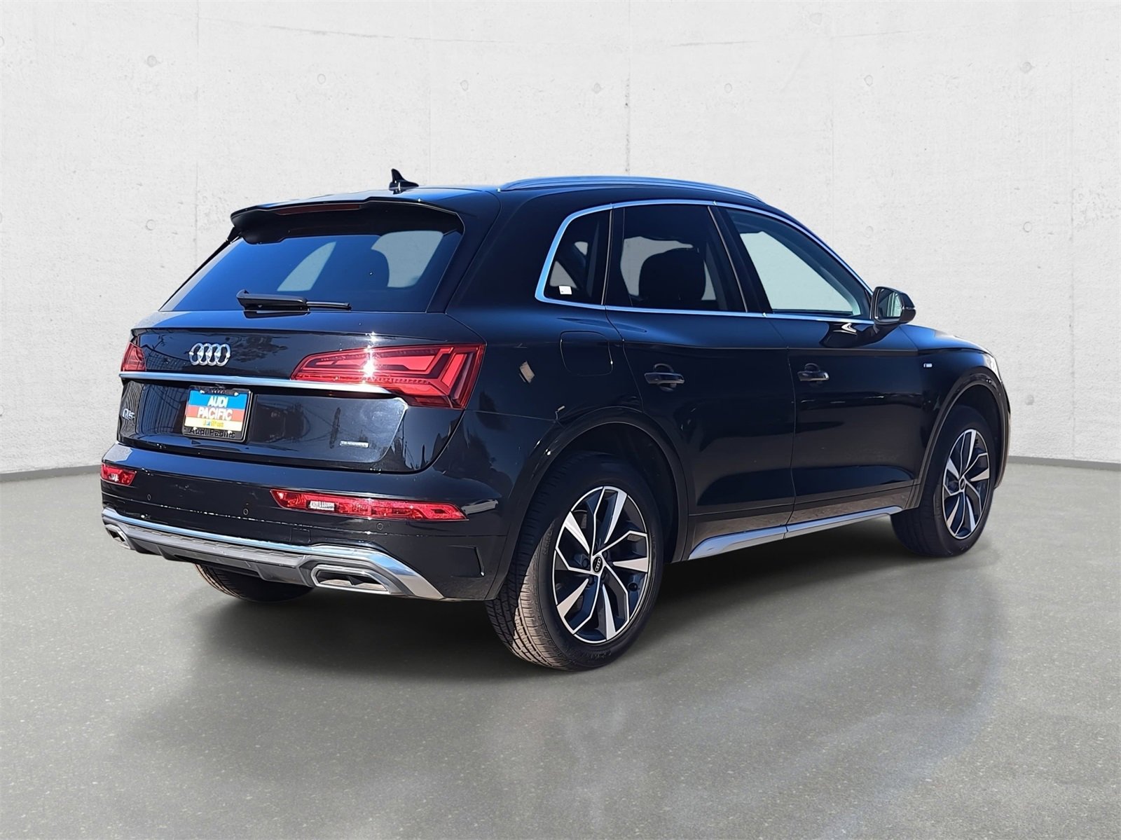 Used 2023 Audi Q5 2.0T Premium Plus w/ Premium Plus Package image 5