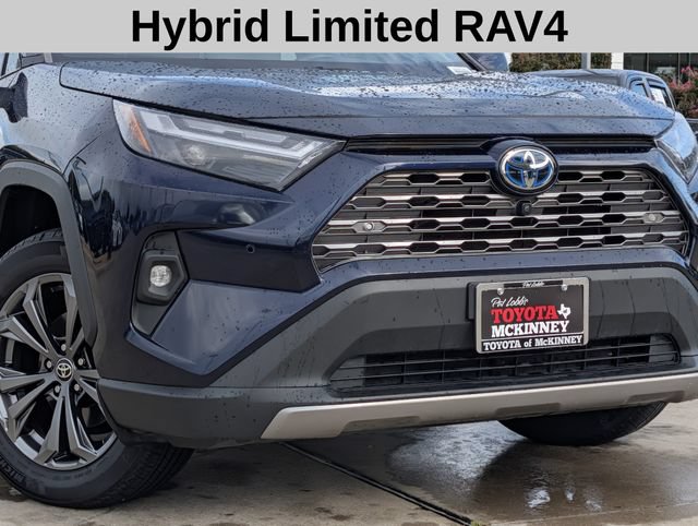 Used 2022 Toyota RAV4 Limited AWD/4WD image 3