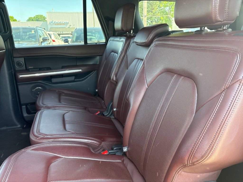 Used 2024 Ford Expedition Max Limited AWD/4WD image 35