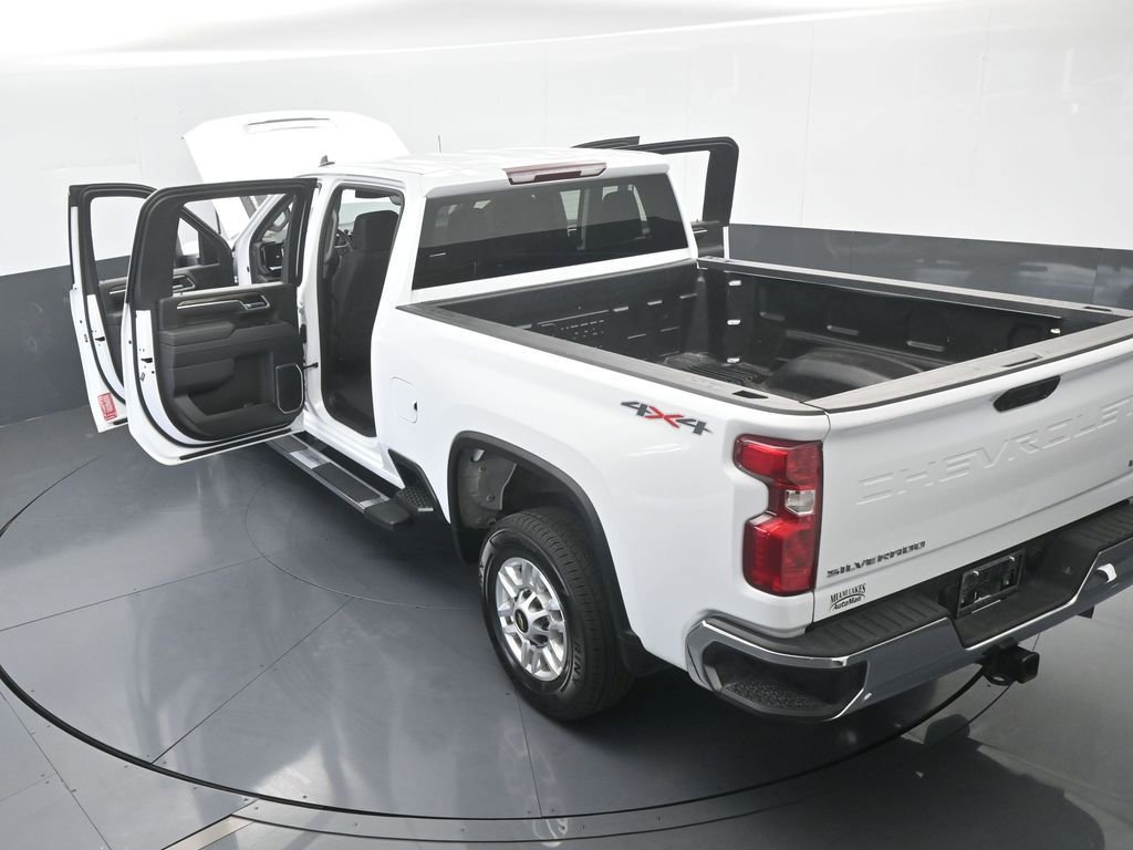 Used 2025 Chevrolet Silverado 2500 LT w/ Convenience Package image 64