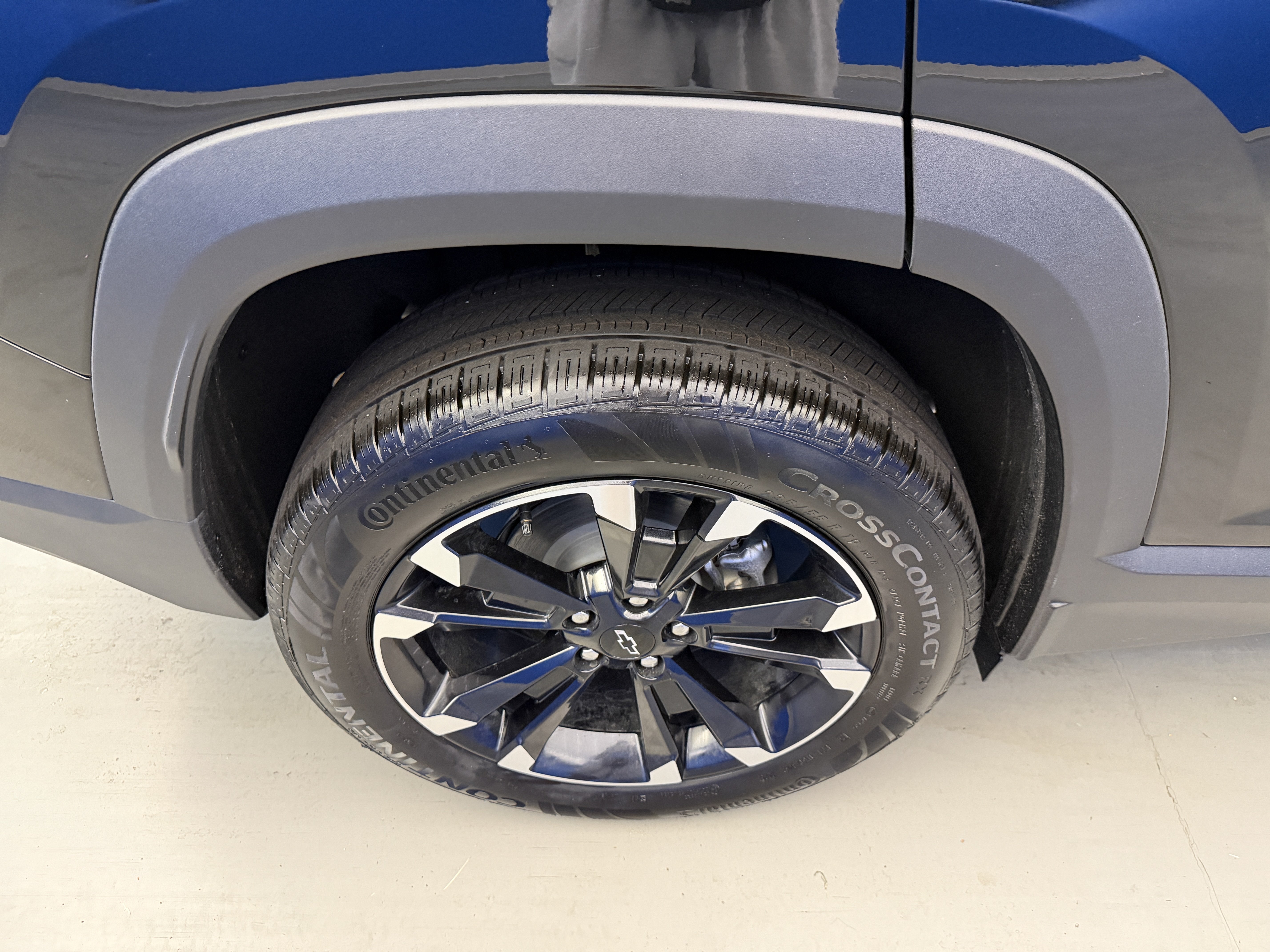 New 2027 Chevrolet Equinox RS w/ Safety and Technology Package AWD/4WD image 8